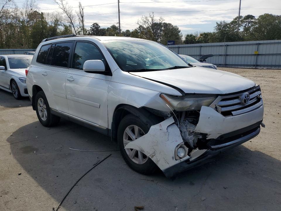 Photo 4 from auction – 2011 TOYOTA HIGHLANDER with VIN 5TDZA3EH6BS010388