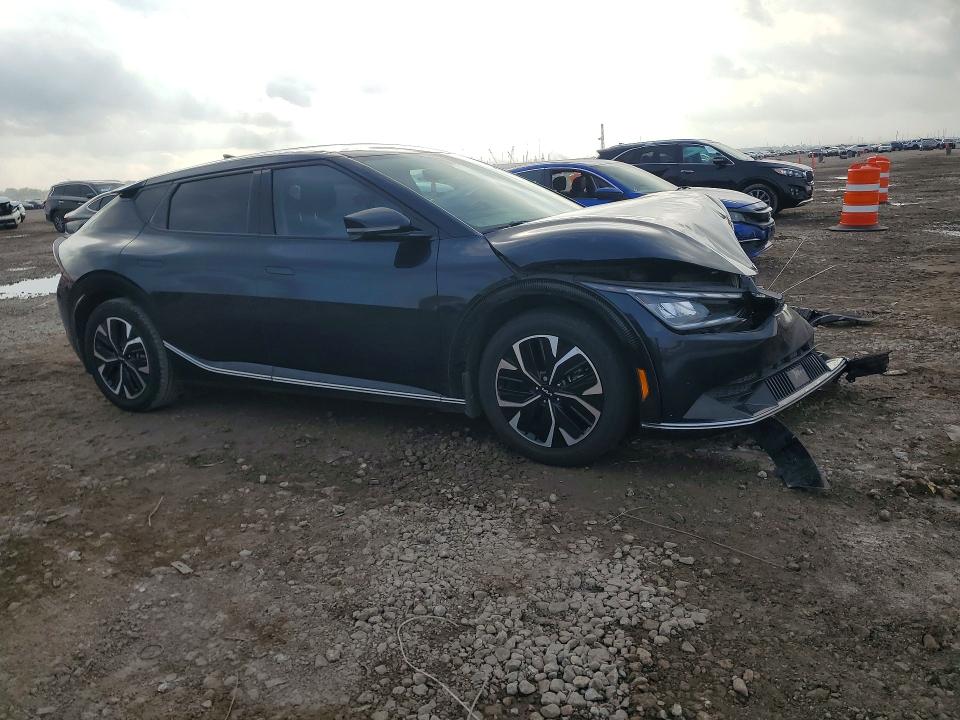 Photo 4 from auction – 2022 KIA EV6 with VIN KNDC34LA9N5070915