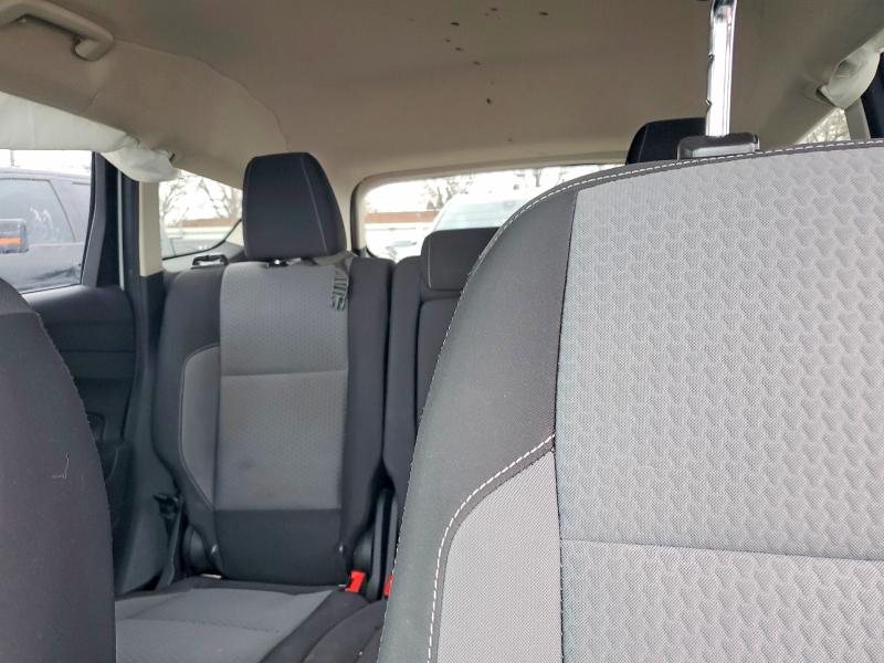 Foto 10 de la subasta – 2017 FORD ESCAPE con VIN 1FMCU0G99HUC21327