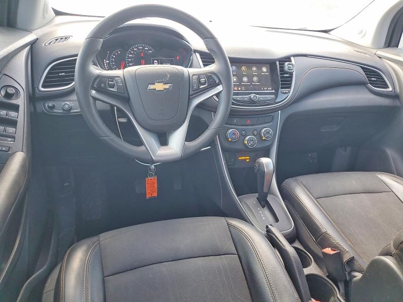 Photo 8 from auction – 2018 CHEVROLET TRAX with VIN 3GNCJLSBXJL272318