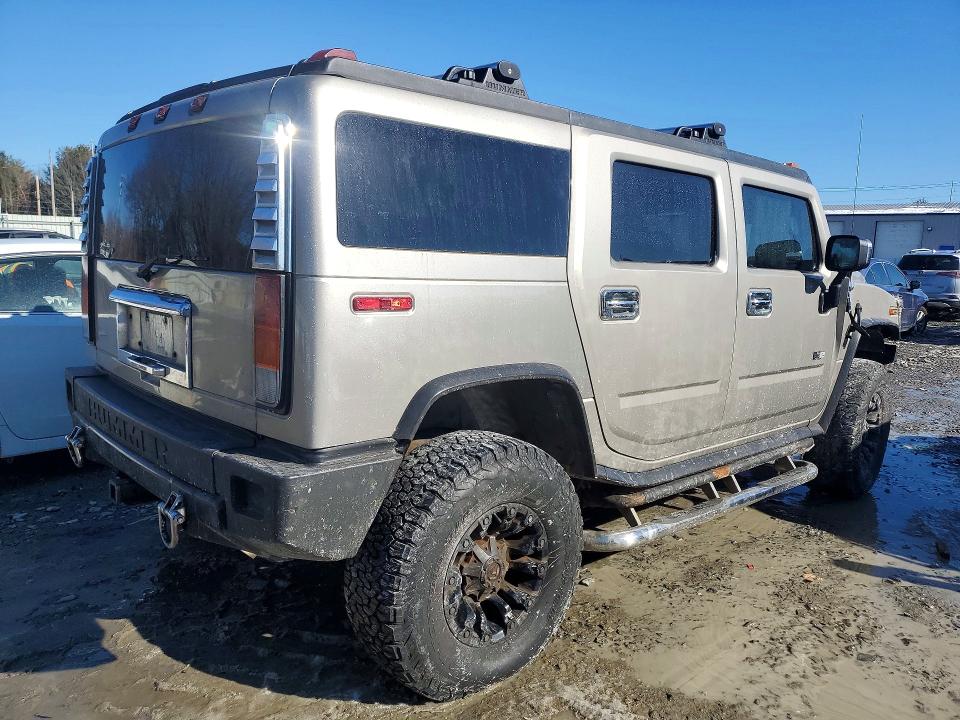 Фото 3 с аукциона – 2004 HUMMER H2 с VIN 5GRGN23U64H115587