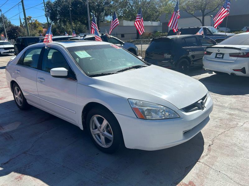 HONDA ACCORD 2005 with VIN 1HGCM56875A186313 - Photo from auction