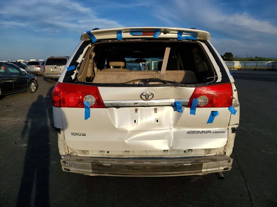 Photo 6 from auction – 2008 TOYOTA SIENNA with VIN 5TDZK22C88S178865