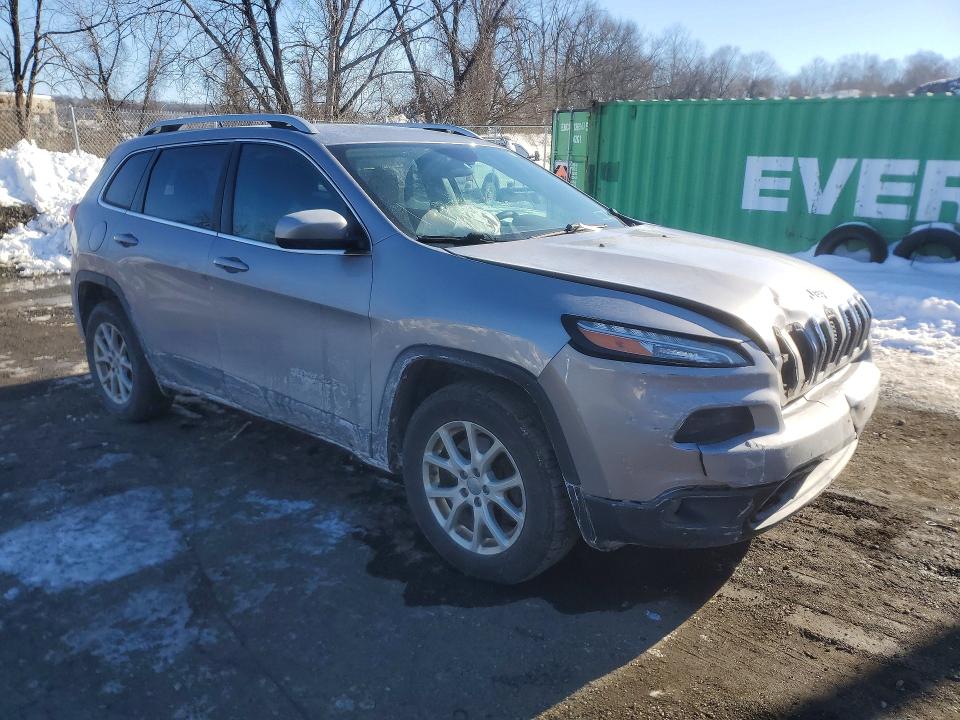Photo 4 from auction – 2018 JEEP CHEROKEE with VIN 1C4PJMCX1JD545436