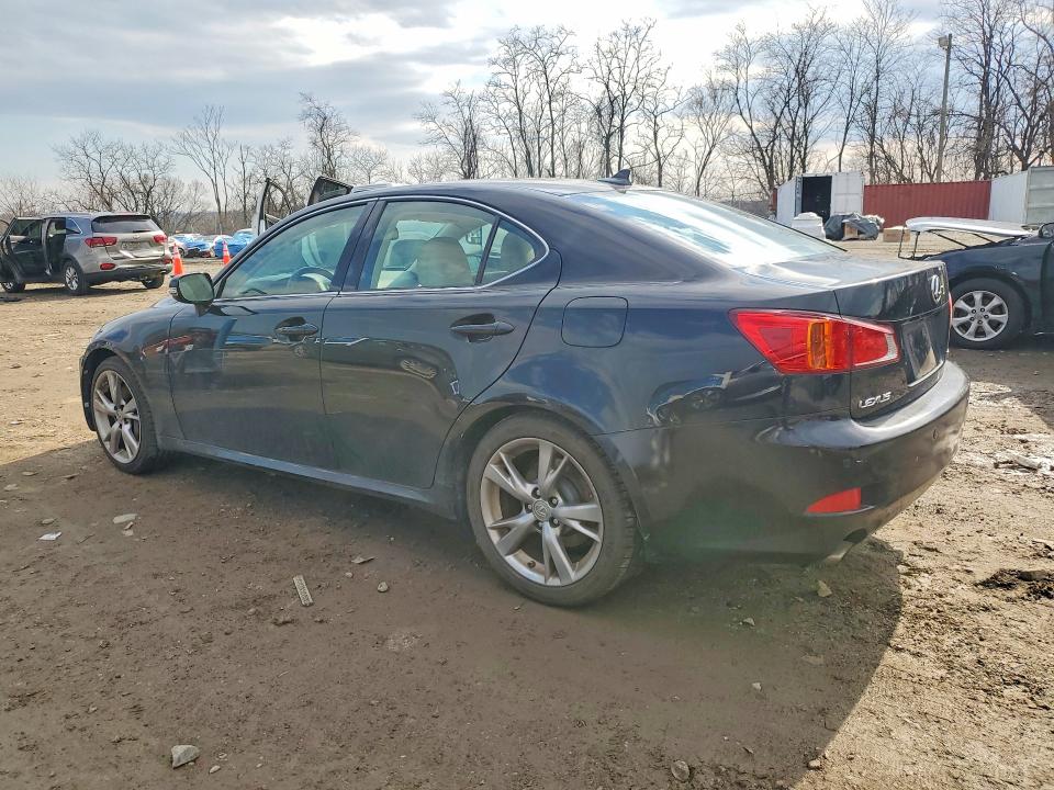 Photo 2 from auction – 2009 LEXUS IS with VIN JTHBE262992016406