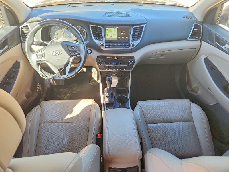 Photo 8 from auction – 2017 HYUNDAI TUCSON with VIN KM8J3CA46HU404130