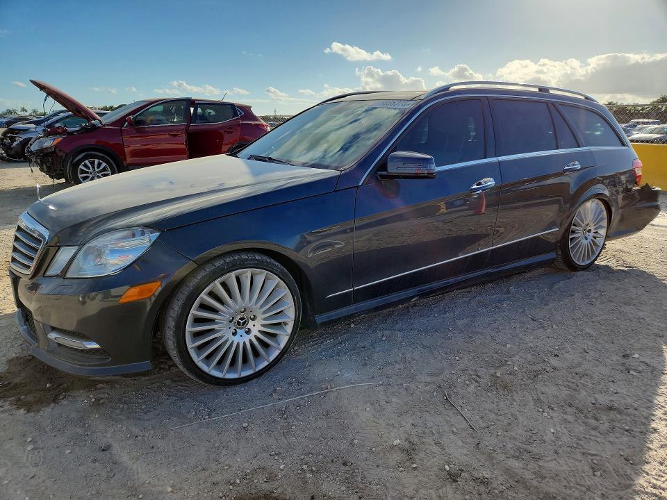 MERCEDES-BENZ E 350 4MAT 2013 with VIN WDDHH8JB0DA725565 - Photo from auction