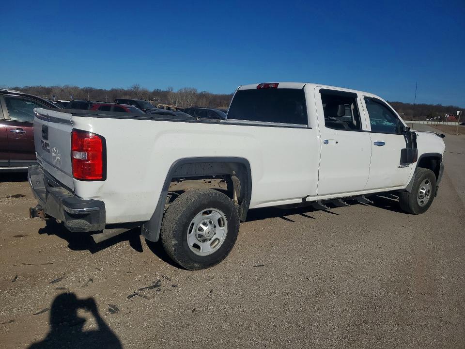 Фото 3 с аукциона – 2016 GMC SIERRA с VIN 1GT12REG8GF166945