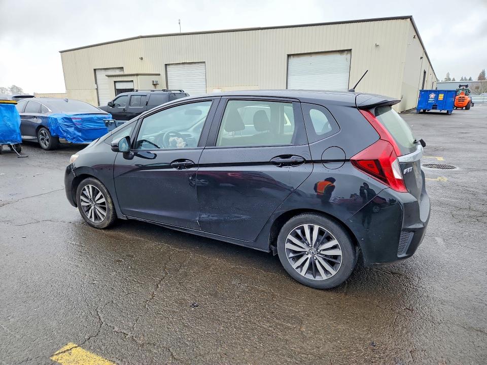 Photo 2 from auction – 2017 HONDA FIT with VIN JHMGK5H72HS009854