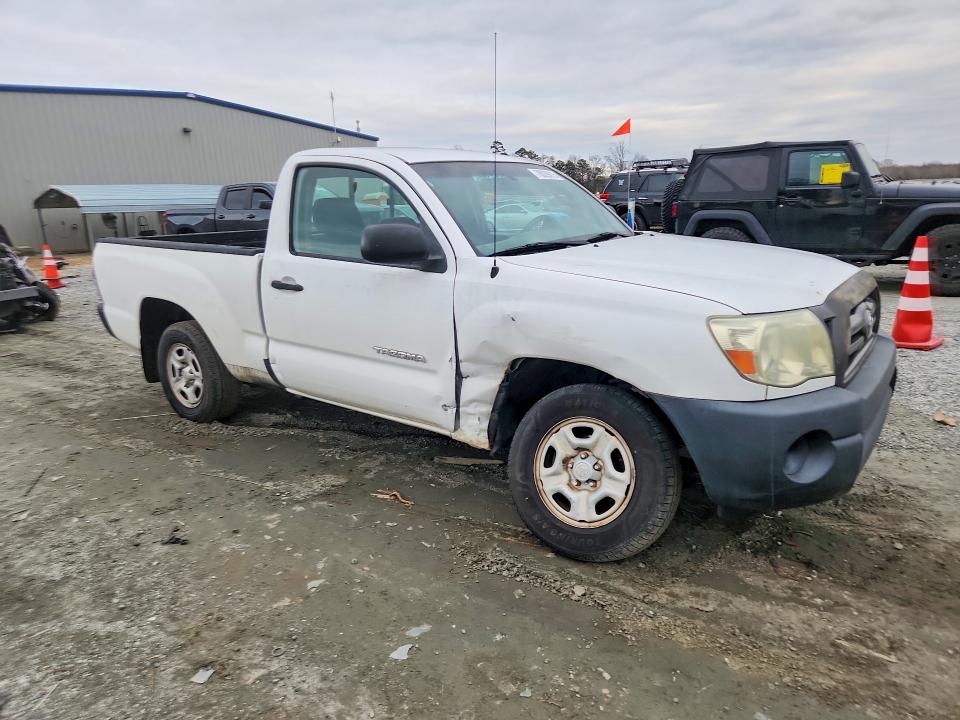 Photo 4 from auction – 2010 TOYOTA TACOMA with VIN 5TENX4CN5AZ736692