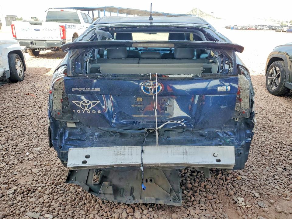 Photo 6 from auction – 2015 TOYOTA PRIUS with VIN JTDKN3DU4F1996852