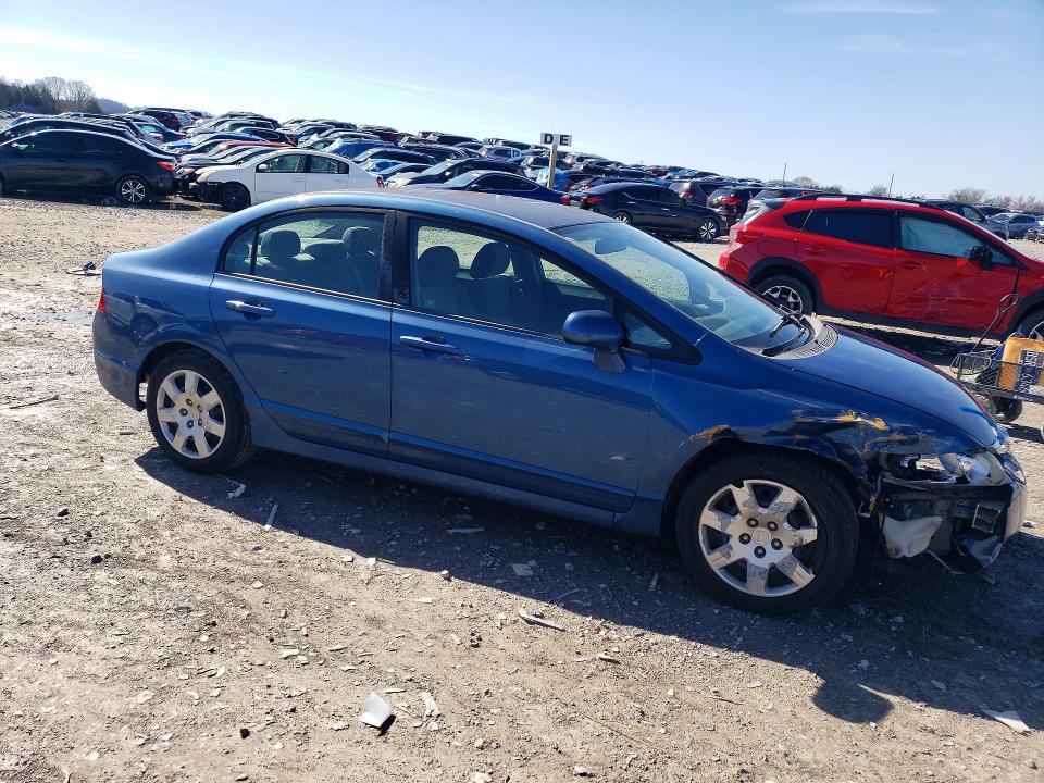 Photo 4 from auction – 2009 HONDA CIVIC with VIN 19XFA16579E004390