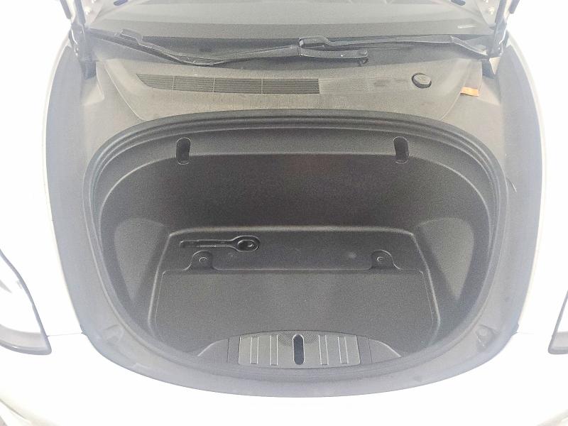 Photo 11 from auction – 2020 TESLA MODEL 3 with VIN 5YJ3E1EA1LF633439