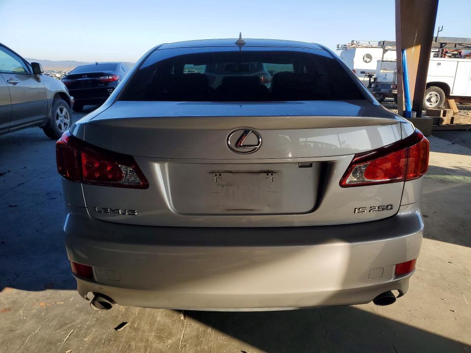 Photo 6 from auction – 2009 LEXUS IS 250 with VIN JTHBK262695101114