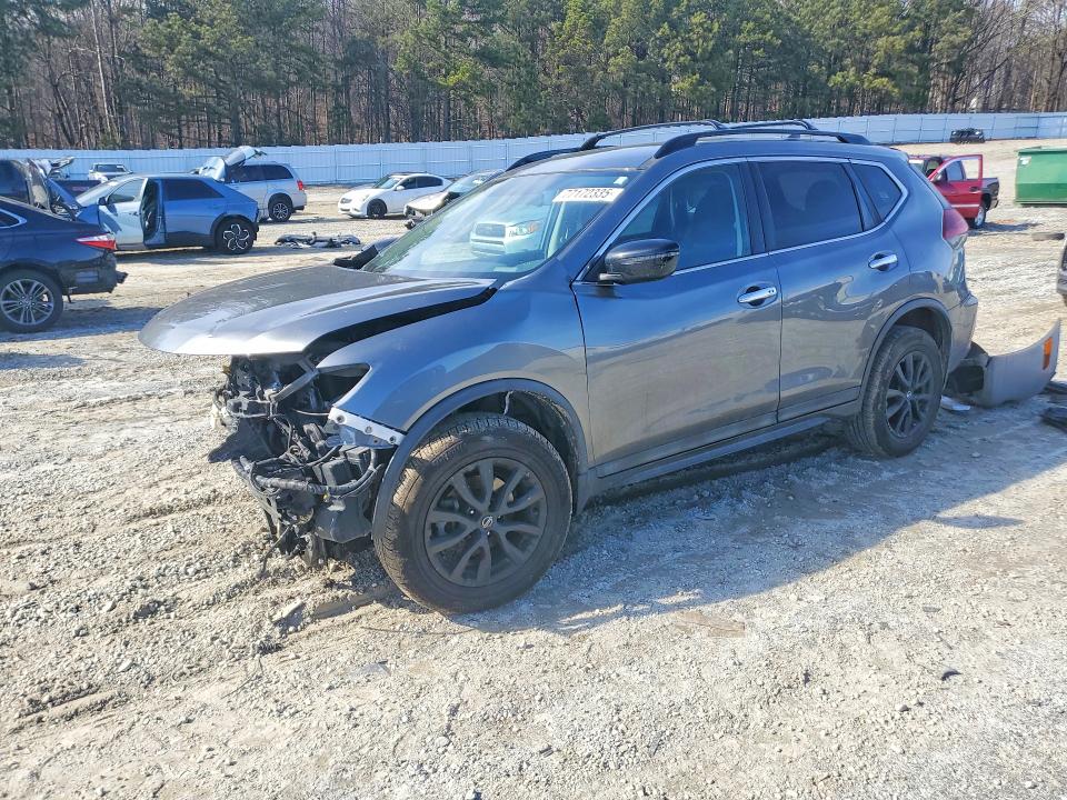 NISSAN ROGUE 2018 with VIN 5N1AT2MV5JC724548 - Photo from auction