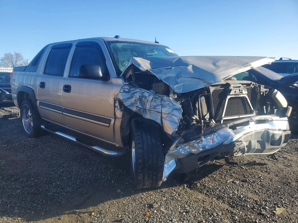 Photo 4 from auction – 2004 CHEVROLET AVALANCHE with VIN 3GNEK12T04G307464