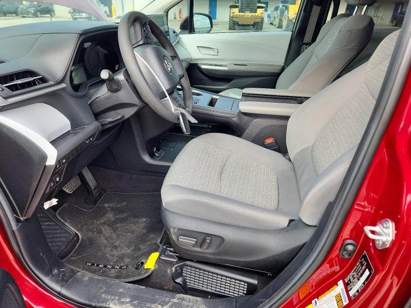 Photo 7 from auction – 2025 TOYOTA SIENNA with VIN 5TDBRKEC0SS267815