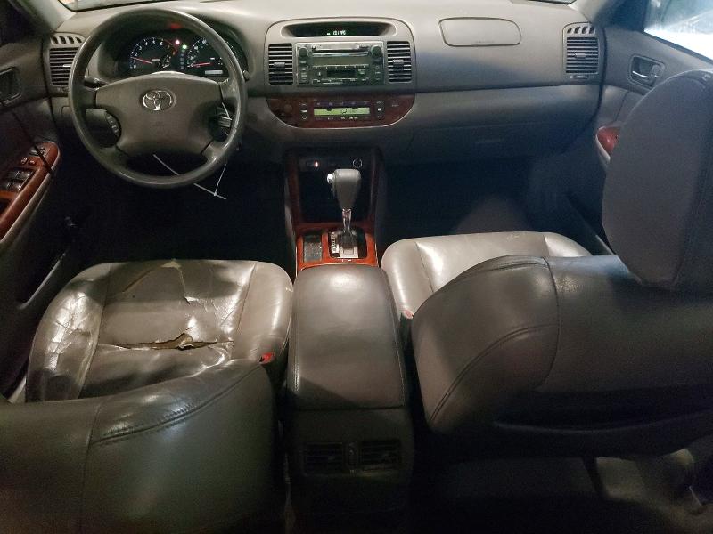 Photo 8 from auction – 2002 TOYOTA CAMRY LE with VIN 4T1BF30K22U509752