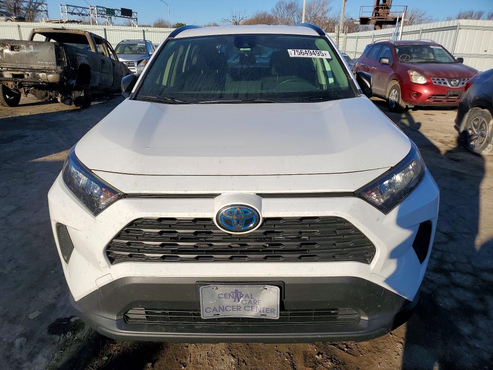 Foto 5 de la subasta – 2021 TOYOTA RAV4 LE con VIN JTMLWRFV8MD130206