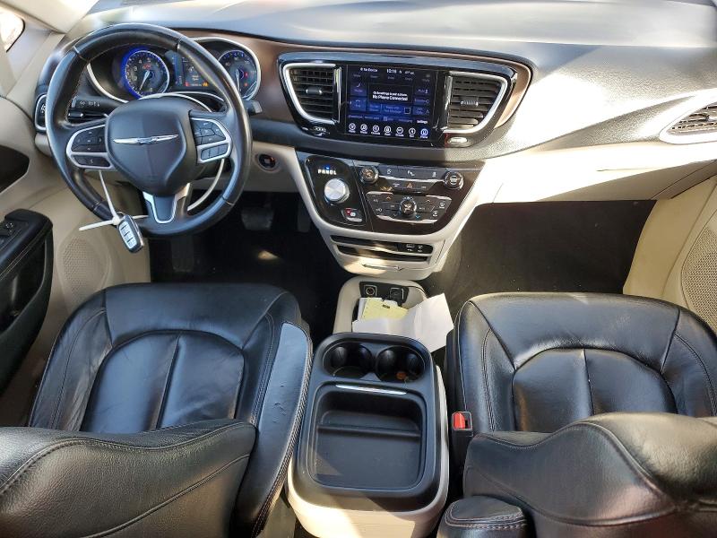 Photo 8 from auction – 2017 CHRYSLER PACIFICA with VIN 2C4RC1BG9HR809819