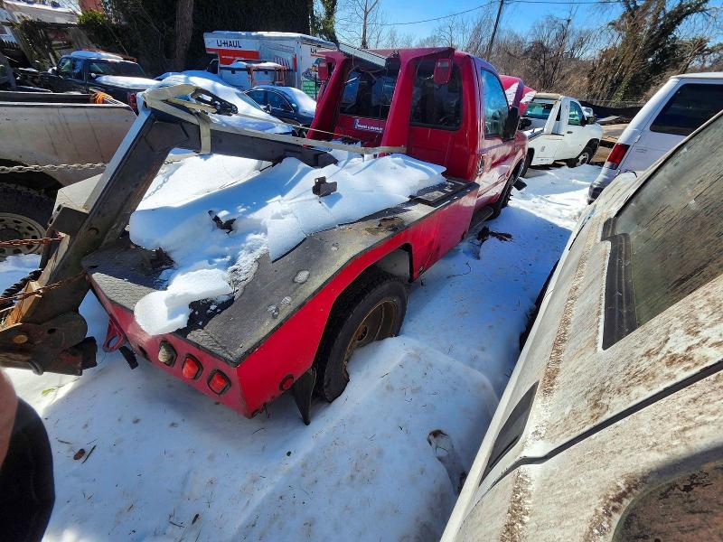 Photo 4 from auction – 2001 FORD F450 with VIN 1FDXF46FX1EB78241