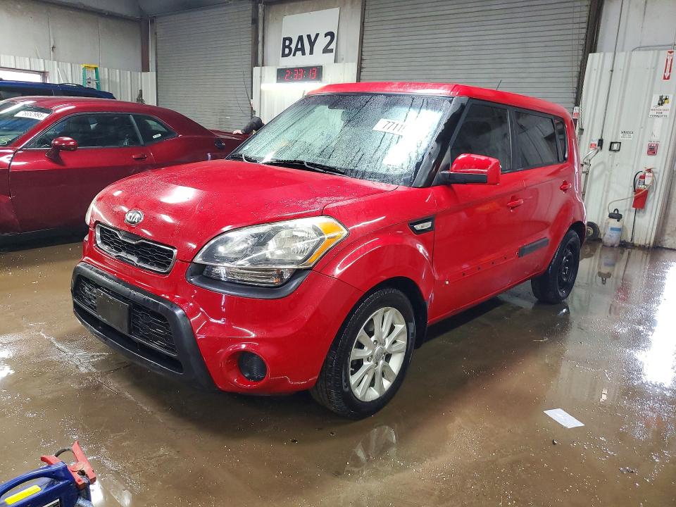 KIA SOUL 2013 with VIN KNDJT2A58D7504696 - Photo from auction