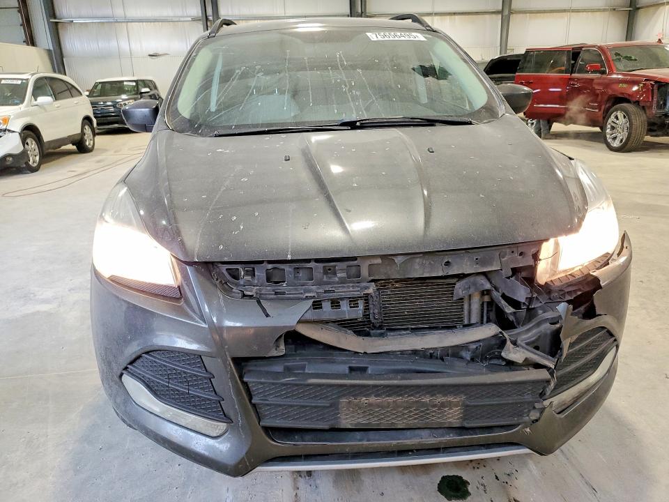 Photo 5 from auction – 2016 FORD ESCAPE with VIN 1FMCU0GX8GUC64585