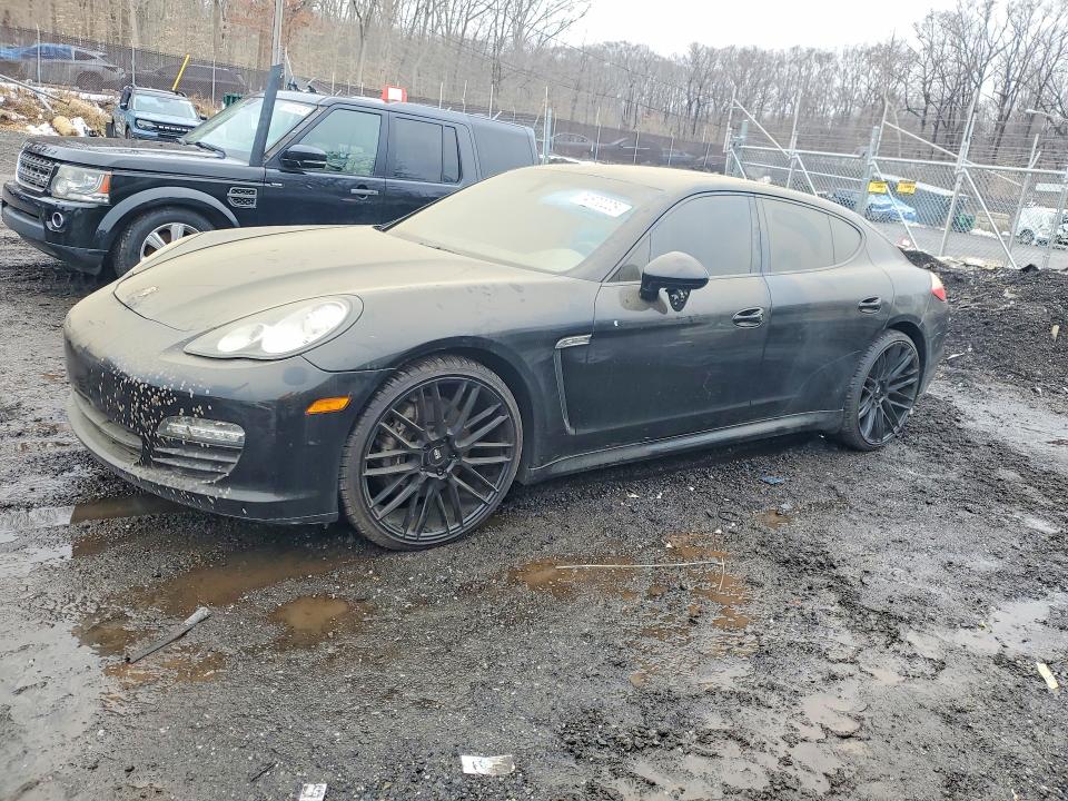 PORSCHE PANAMERA 2 2011 with VIN WP0AA2A77BL010602 - Photo from auction
