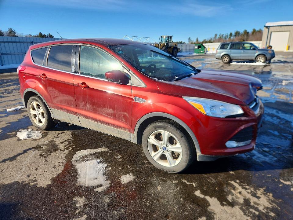 Photo 4 from auction – 2016 FORD ESCAPE SE with VIN 1FMCU9GX2GUB27873