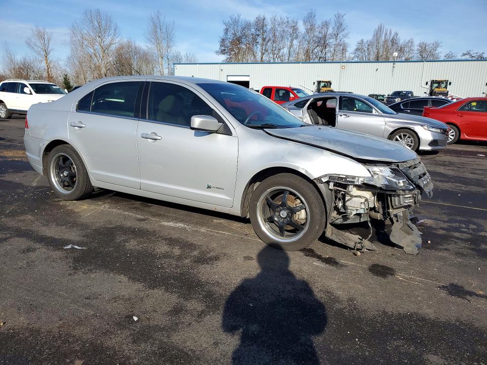Photo 4 from auction – 2010 FORD FUSION HYB with VIN 3FADP0L38AR142784