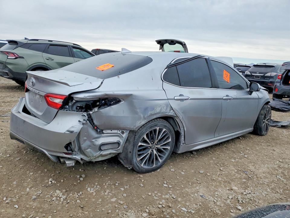 Photo 3 from auction – 2020 TOYOTA CAMRY SE with VIN 4T1G11AK7LU353085