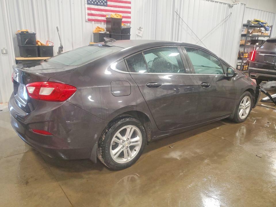 Photo 3 from auction – 2017 CHEVROLET CRUZE with VIN 1G1BE5SM0H7144411