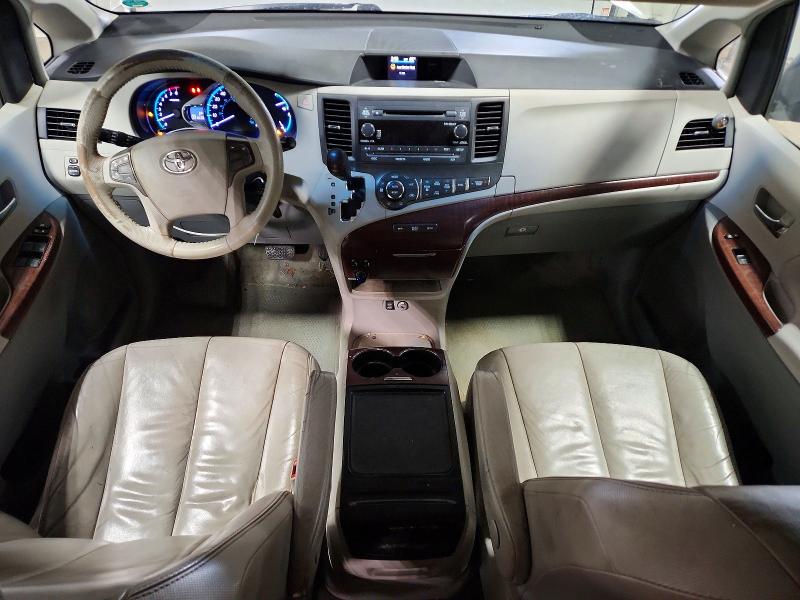 Photo 8 from auction – 2012 TOYOTA SIENNA XLE with VIN 5TDYK3DC6CS260844