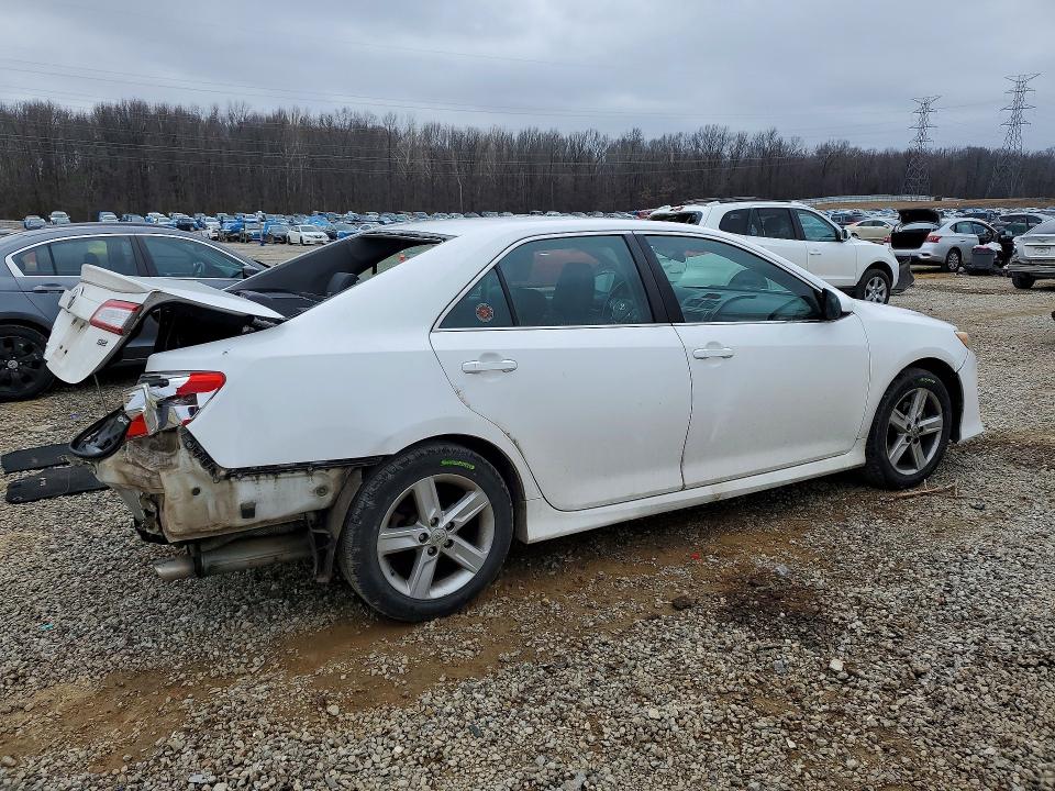Photo 3 from auction – 2014 TOYOTA CAMRY L with VIN 4T1BF1FK7EU399846