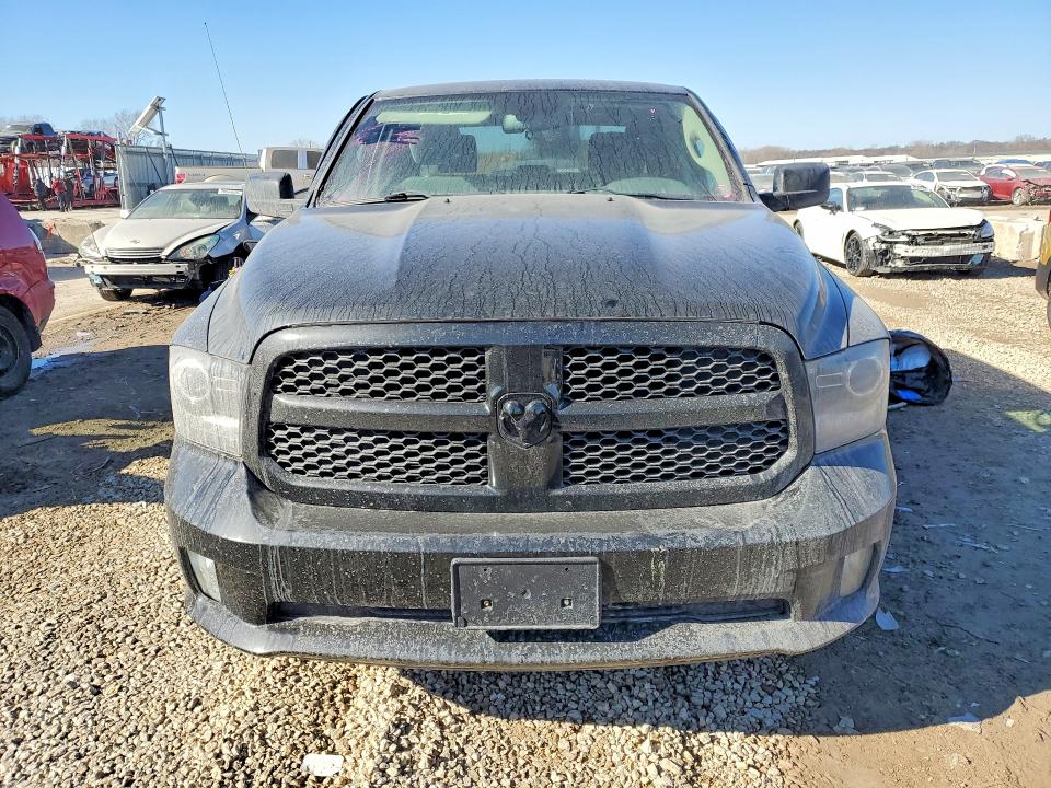 Photo 5 from auction – 2015 RAM 1500 with VIN 1C6RR7KT1FS596835