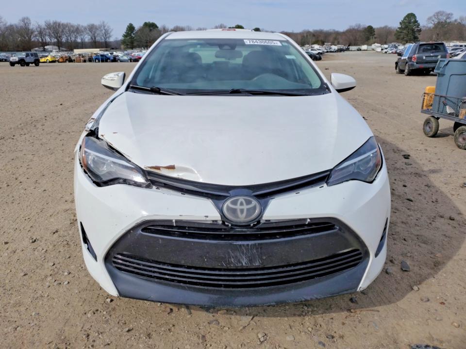 Photo 5 from auction – 2018 TOYOTA COROLLA with VIN 5YFBURHE3JP828259