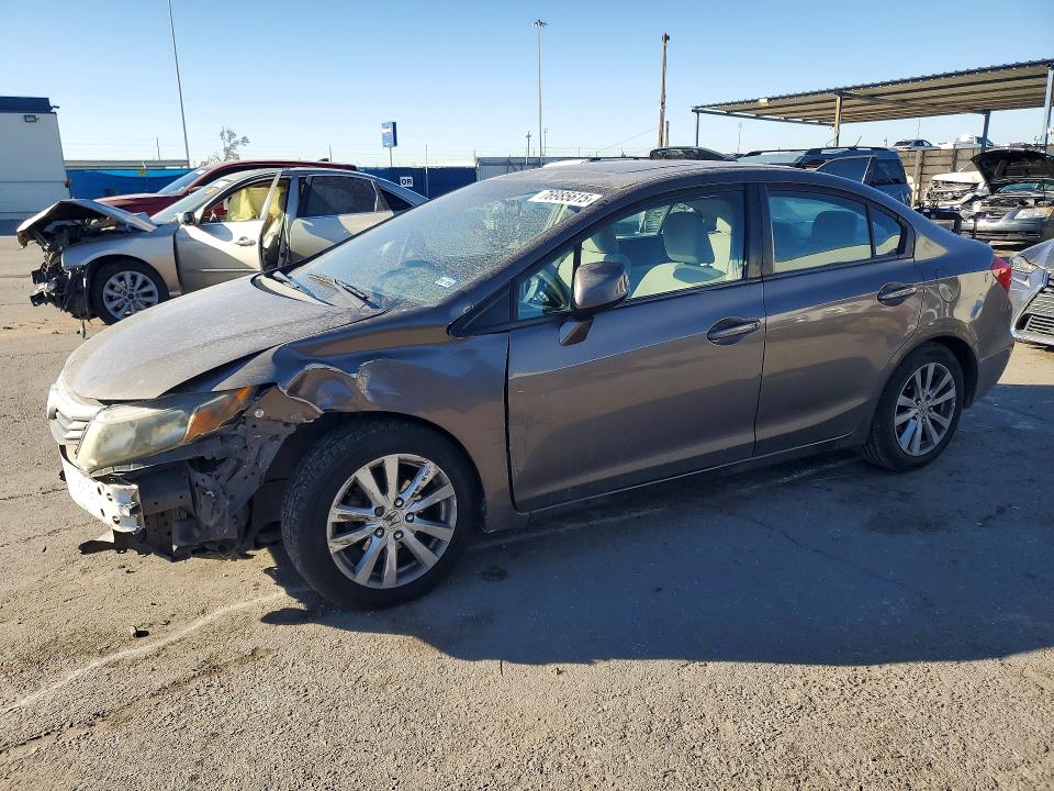 Фото 1 с аукциона – 2012 HONDA CIVIC с VIN 2HGFB2F8XCH551616