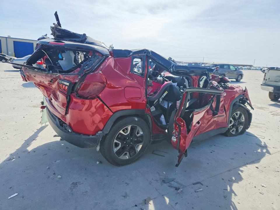 Photo 3 from auction – 2017 JEEP COMPASS with VIN 3C4NJDDB0HT640682