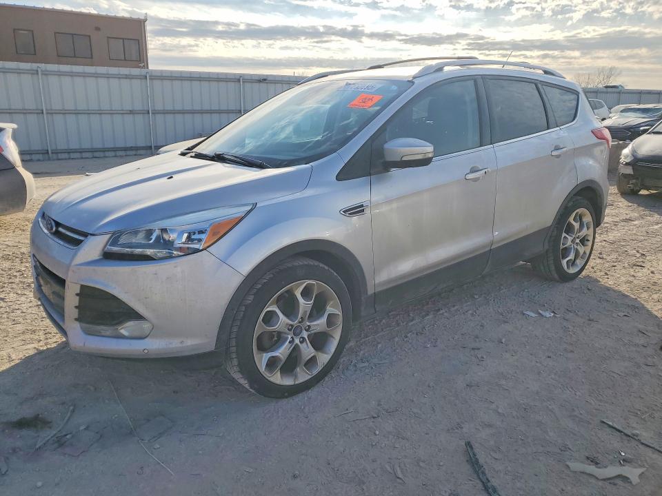 FORD ESCAPE 2015 with VIN 1FMCU9J92FUB62390 - Photo from auction