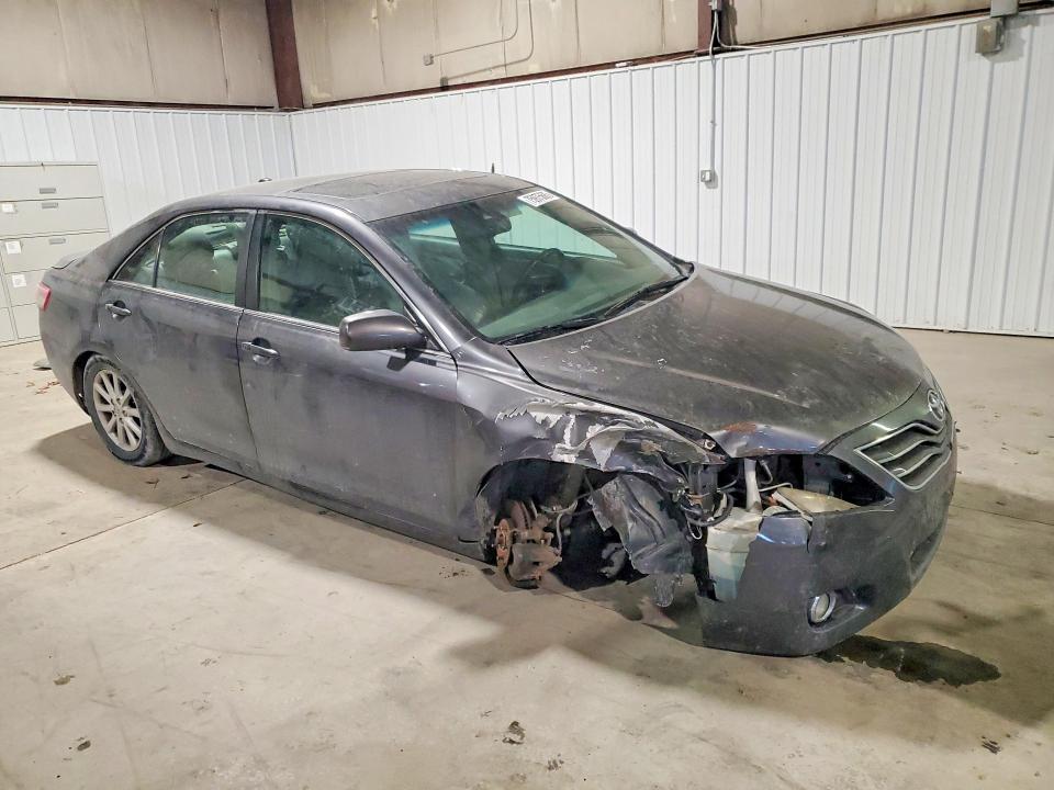 Photo 4 from auction – 2010 TOYOTA CAMRY with VIN 4T4BF3EK8AR019281