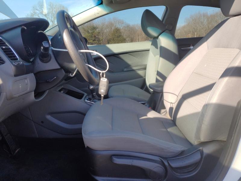 Photo 7 from auction – 2017 KIA FORTE with VIN 3KPFL4A70HE068208