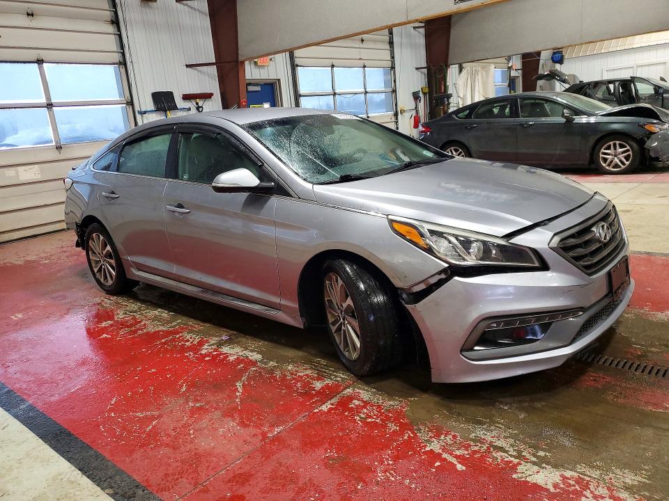 Photo 4 from auction – 2016 HYUNDAI SONATA with VIN 5NPE34AF9GH267447