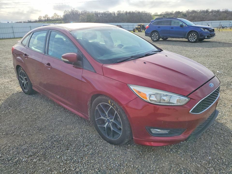 Photo 4 from auction – 2016 FORD FOCUS with VIN 1FADP3F26GL399082