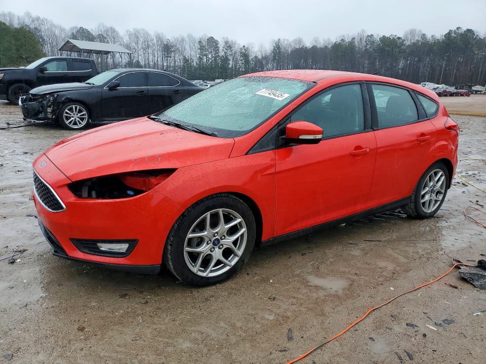 FORD FOCUS 2015 with VIN 1FADP3K21FL302679 - Photo from auction