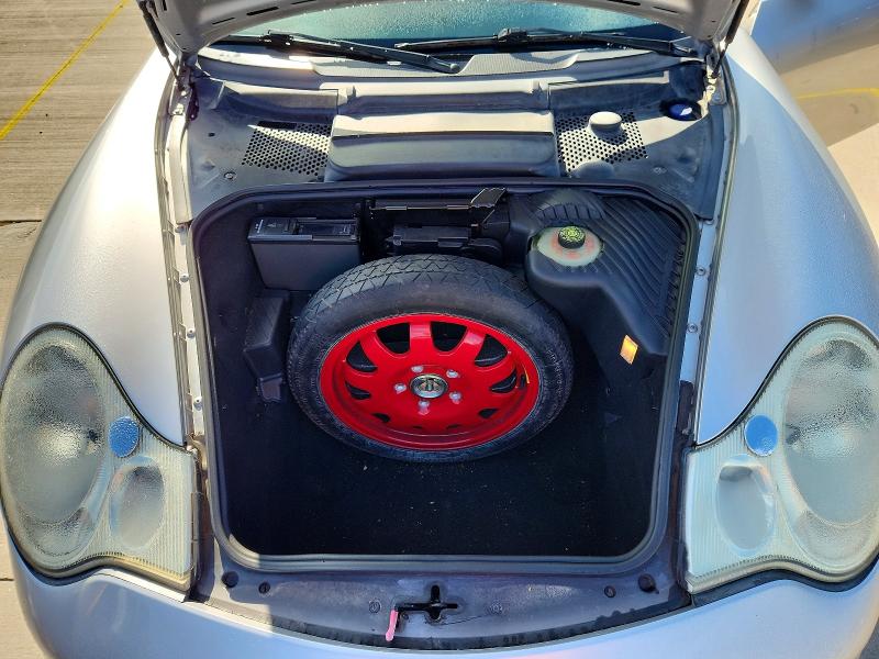 Photo 11 from auction – 2002 PORSCHE 911 CARRER with VIN WP0CA29972S652984