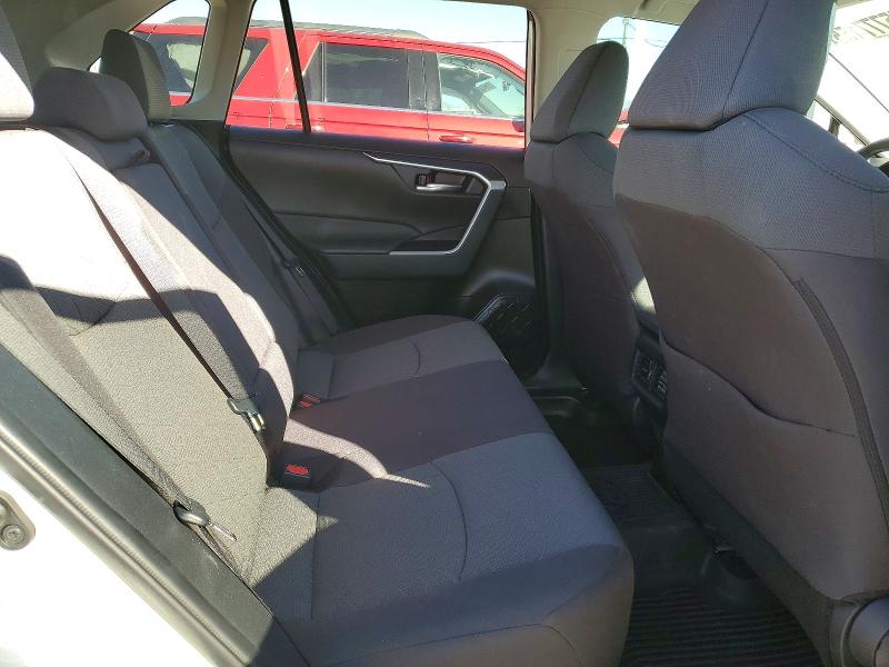 Photo 11 from auction – 2022 TOYOTA RAV4 XLE with VIN 2T3P1RFV7NC302800
