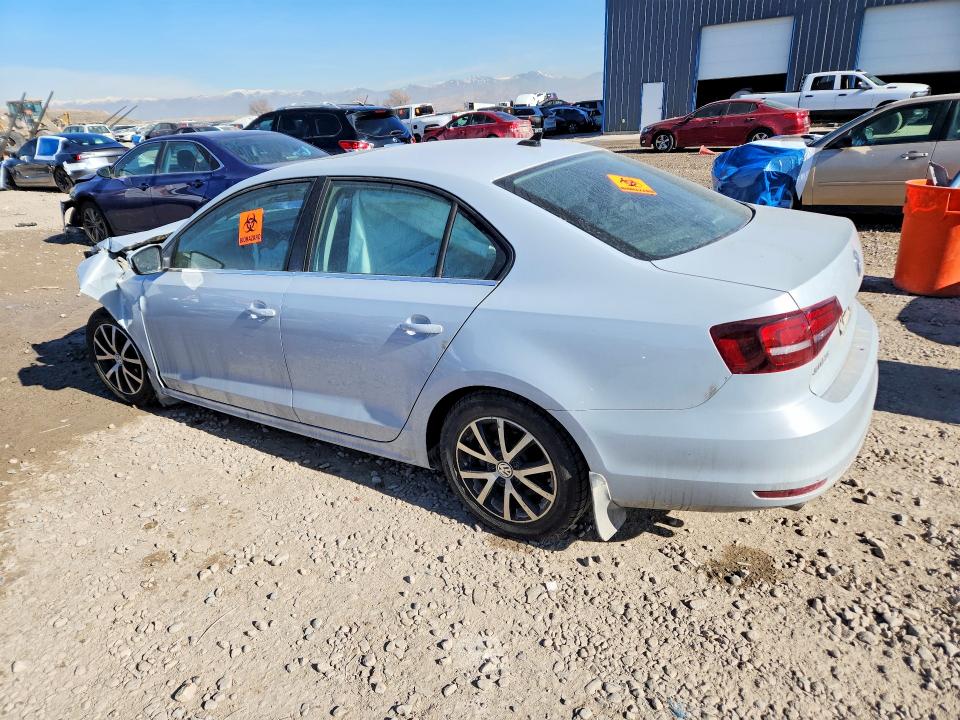 Photo 2 from auction – 2018 VOLKSWAGEN JETTA with VIN 3VWDB7AJ2JM236074