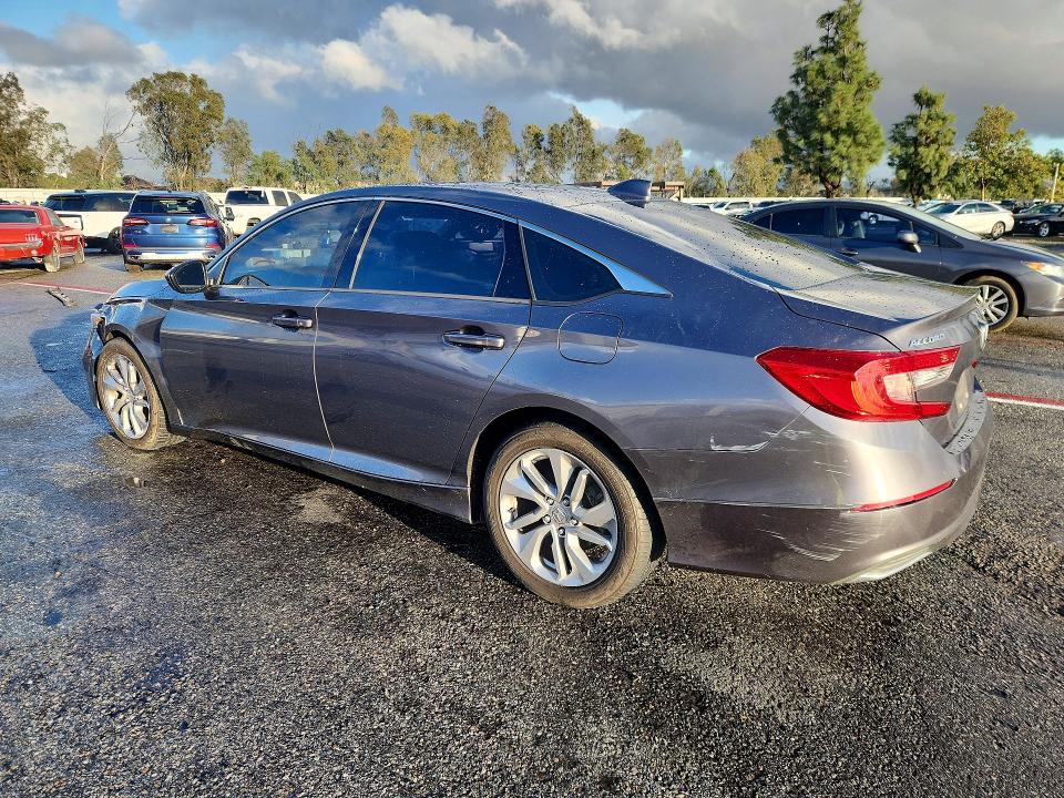 Photo 2 from auction – 2018 HONDA ACCORD with VIN 1HGCV1F18JA211643