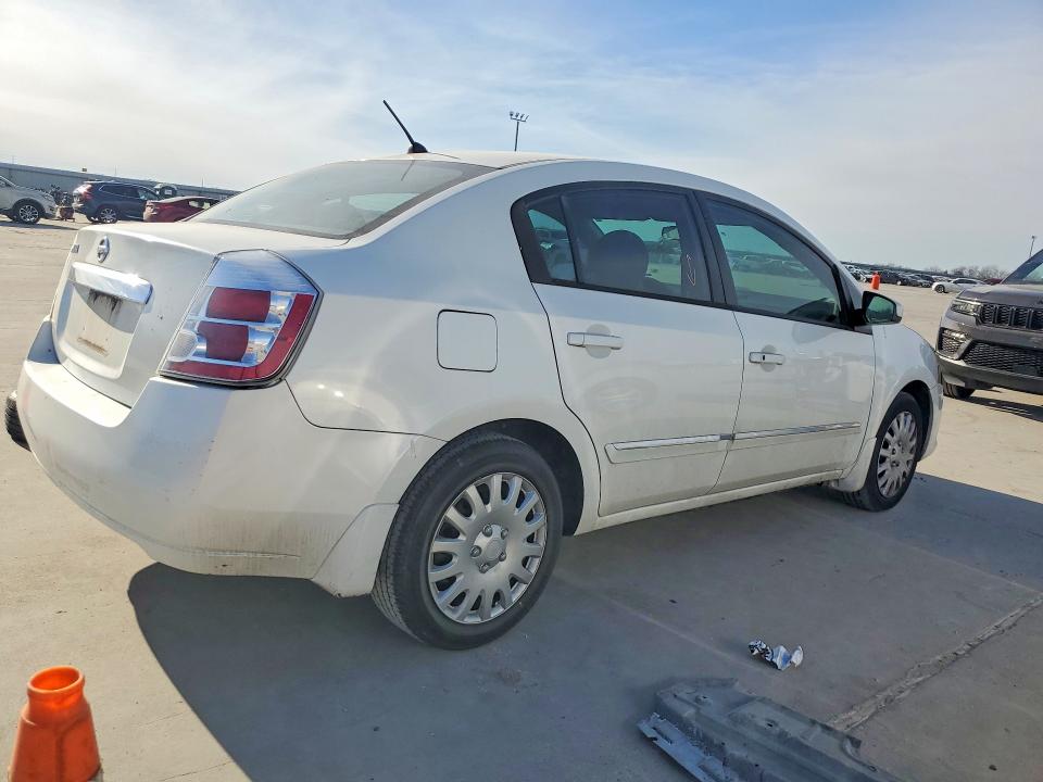 Photo 3 from auction – 2010 NISSAN SENTRA 2.0 with VIN 3N1AB6AP9AL642849