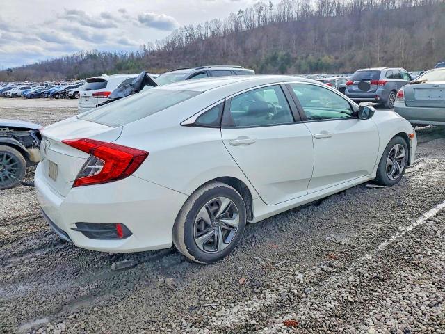 Photo 3 from auction – 2019 HONDA CIVIC with VIN 19XFC2F67KE027134